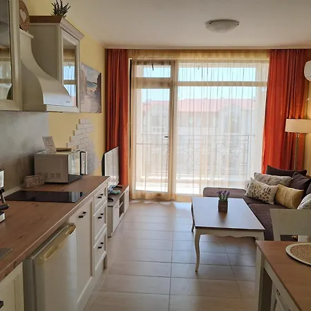 White Dolphin Greeenlife Apartment Sozopol